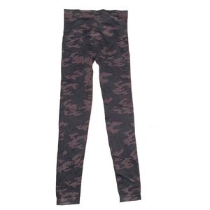 Spanx Look At Me Now Seamless Camo Leggings Small